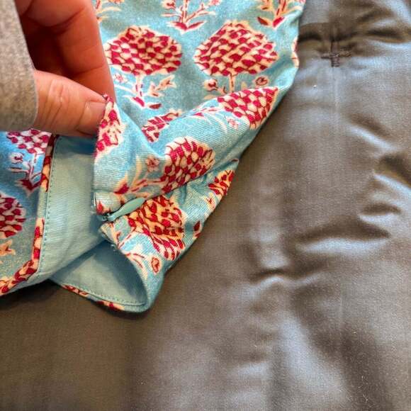 Anthropologie FOREVER THAT GIRL Puff-Sleeve One-Shoulder Blouse - Picture 5 of 7